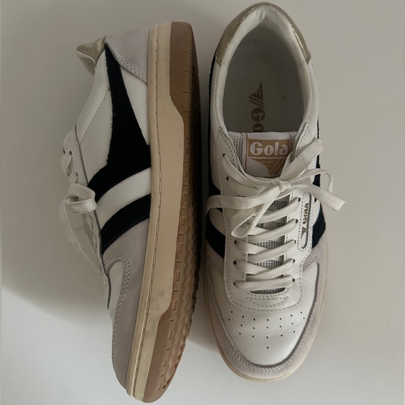Gola Shoes - Gola Hawk Sneakers in B&W | Women’s 8